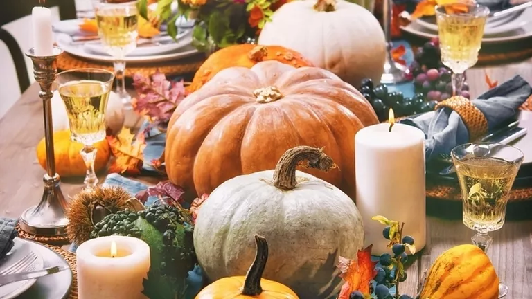 A Warm and Cozy THC-Infused Thanksgiving Dinner_With a dash of THC and a thoughtful cannabis-infused treat, you can make this a dinner to remember.png