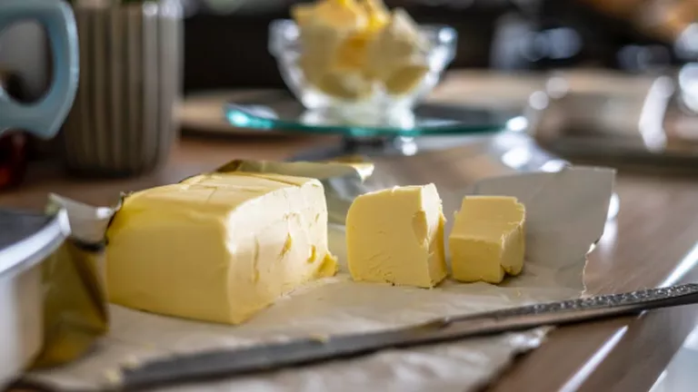 EDIBLES_THANKSGIVING EDITION_CANNABUTTER AND CANNABIS COCONUT OIL.png