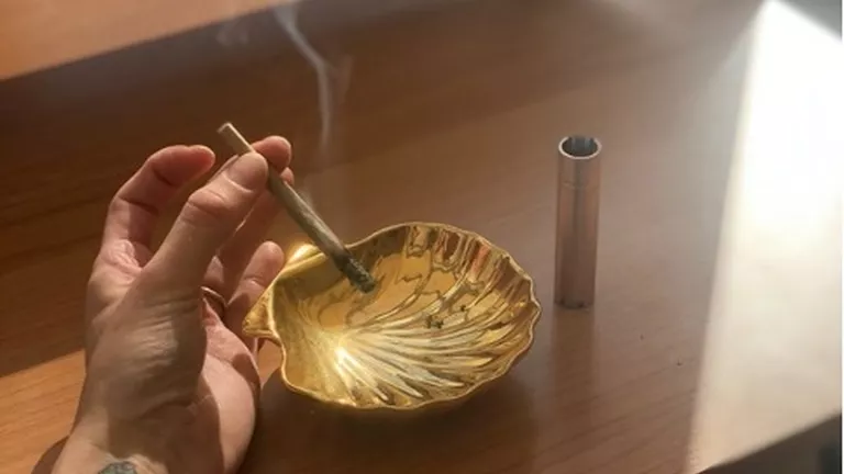 What is a Cannabis Grinder_Mastergrind 2.5-Inch 4-Piece Mill.png